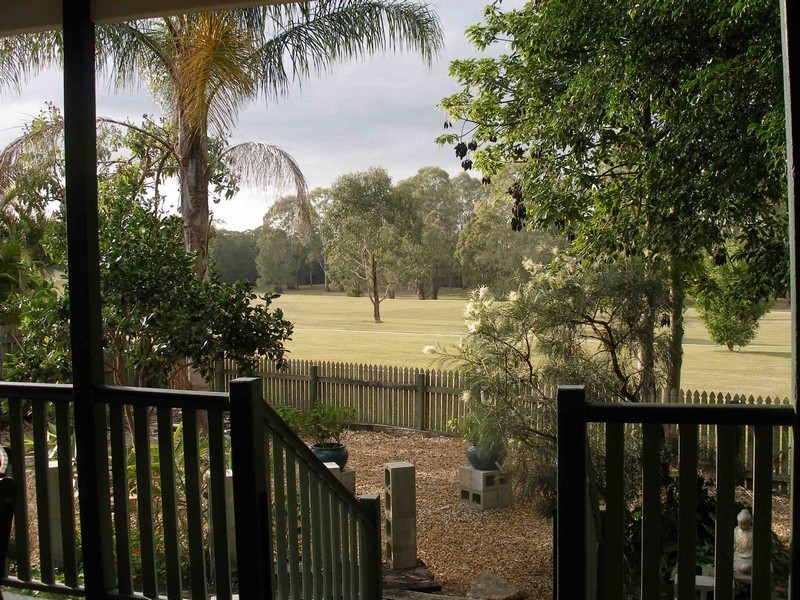 4 Riviera Court, Cornubia QLD 4130