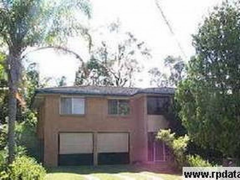 17 Lauretta Avenue, Springwood QLD 4127
