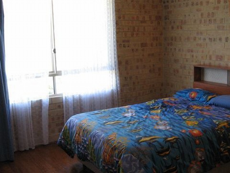 72 Ningi Esplanade, Ningi QLD 4511