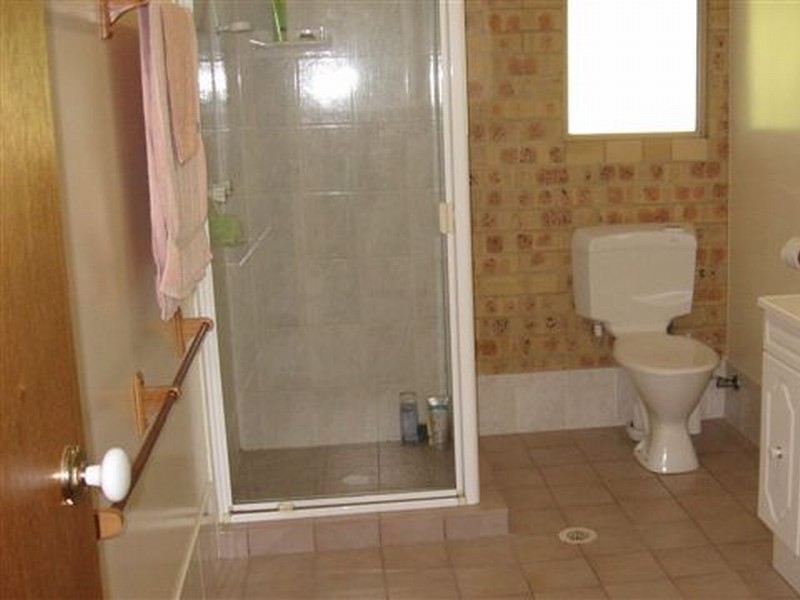 72 Ningi Esplanade, Ningi QLD 4511
