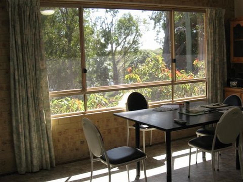 72 Ningi Esplanade, Ningi QLD 4511