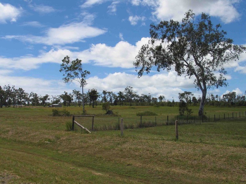 16 Oaks Drive, Burrum Heads QLD 4659