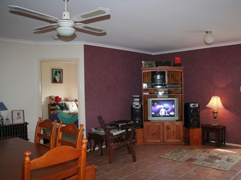 37 Andromeda Avenue, Tanah Merah QLD 4128