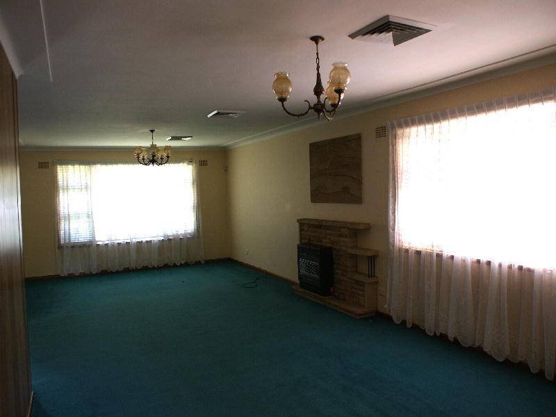 28 Niblick Crescent, Oatlands NSW 2117