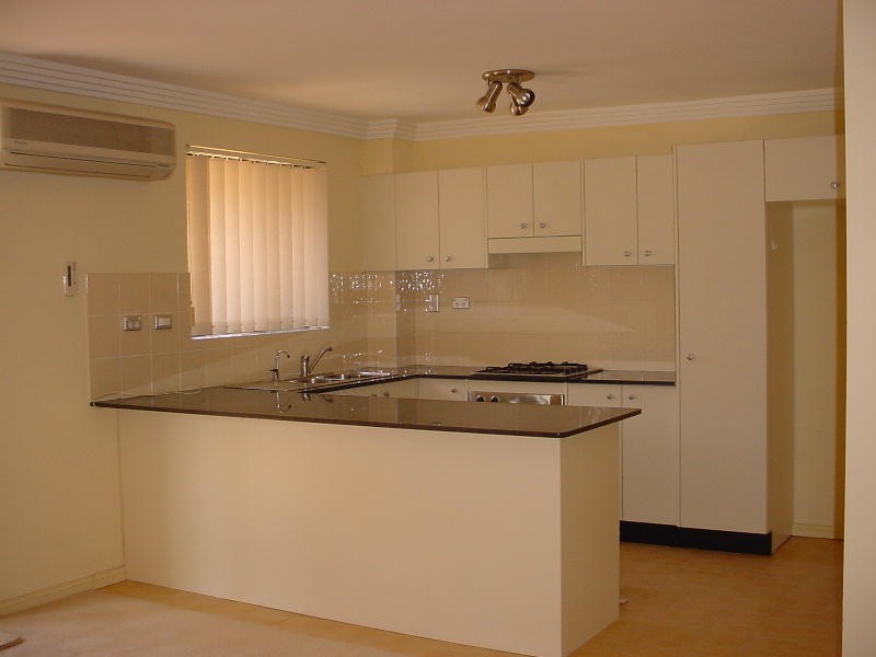 35/49 Dobson Crescent, Baulkham Hills NSW 2153