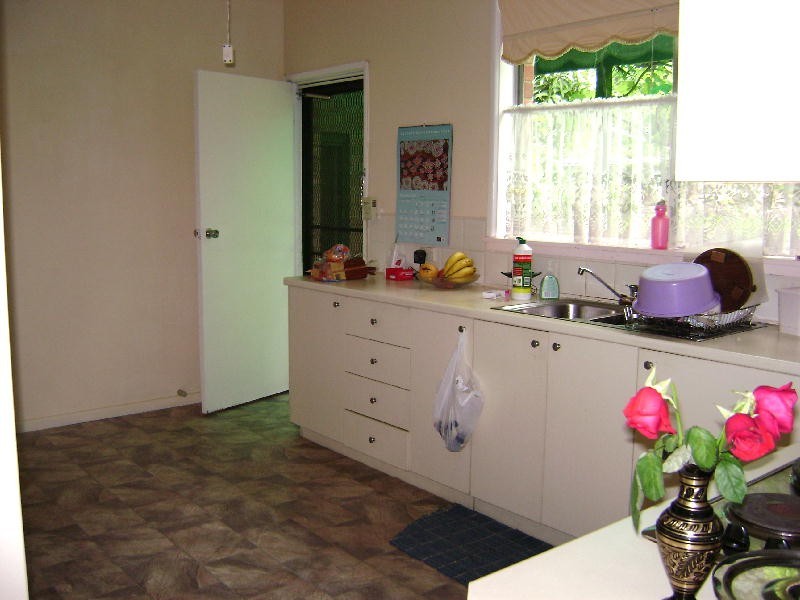 12 Caprera Road, Northmead NSW 2152