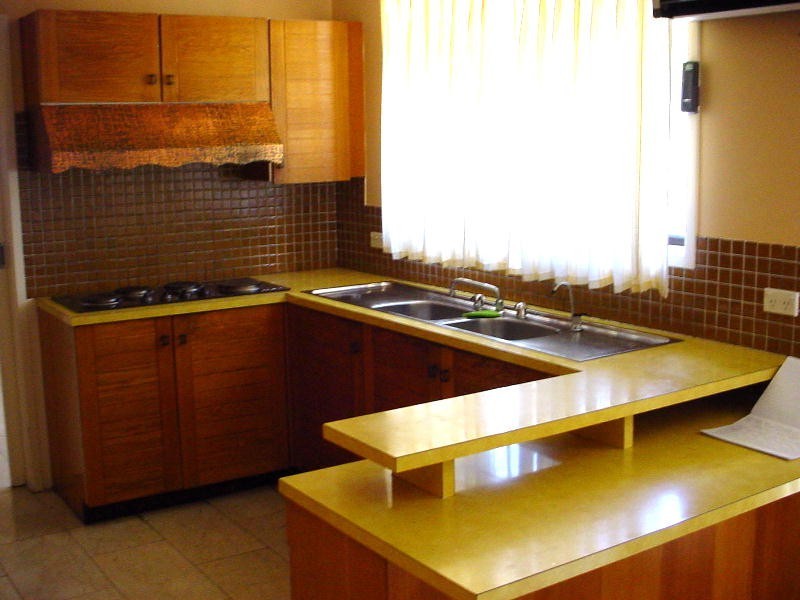 18 Cropley Drive, Baulkham Hills NSW 2153