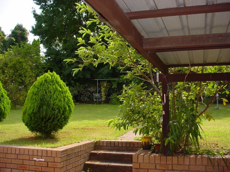 18 Cropley Drive, Baulkham Hills NSW 2153