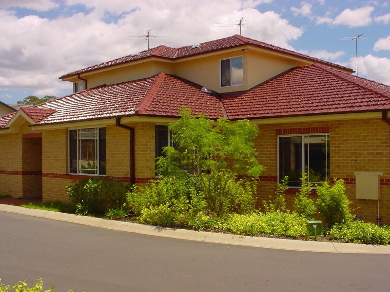 4 Jacqui Circuit, Baulkham Hills NSW 2153