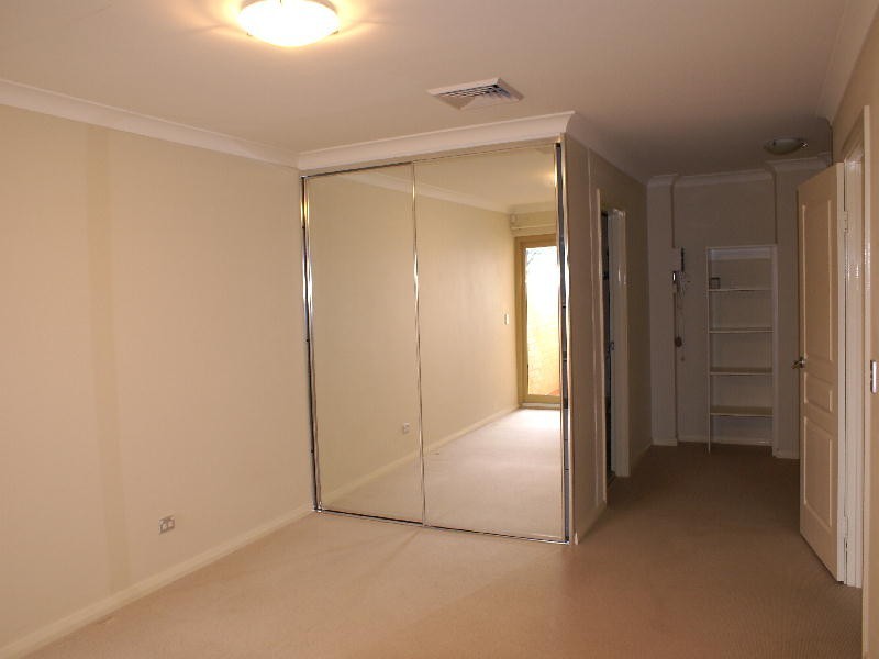 13/17-21  Meryll Avenue, Baulkham Hills NSW 2153
