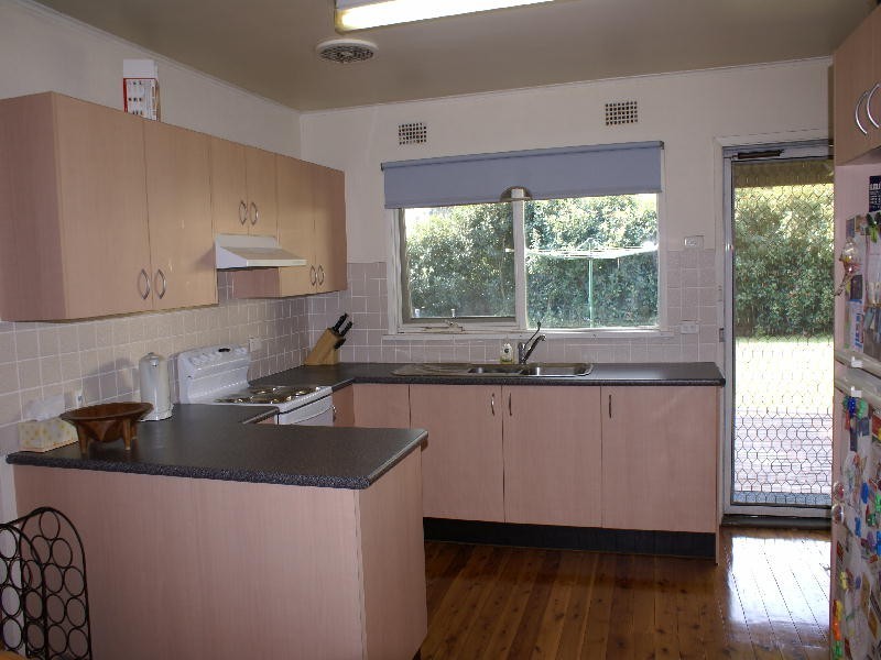 35 Sarah Crescent, Baulkham Hills NSW 2153