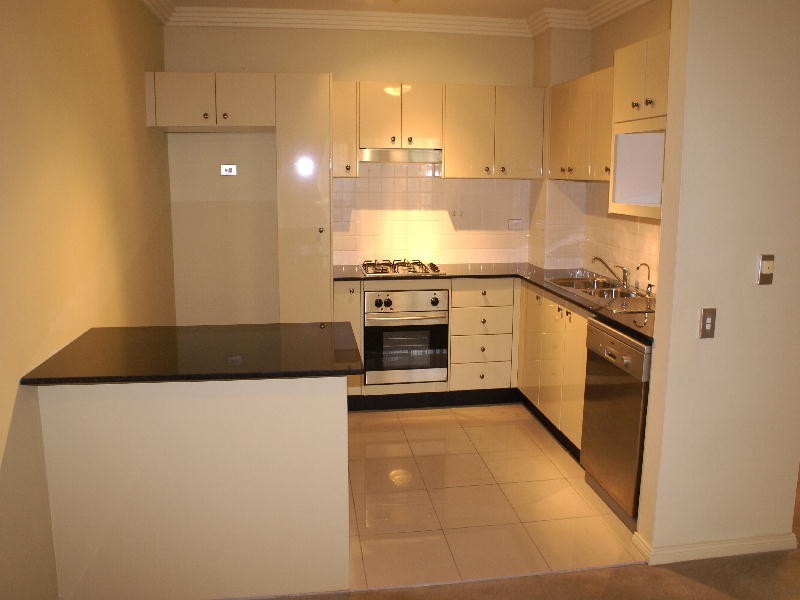 1/2-6 Sherwin Avenue, Castle Hill NSW 2154