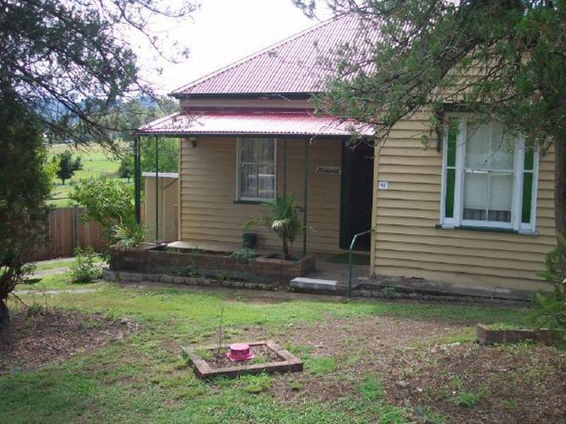 48 COWPER STREET, Stroud NSW 2425