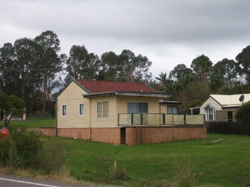 8 Avon Street, Stroud NSW 2425