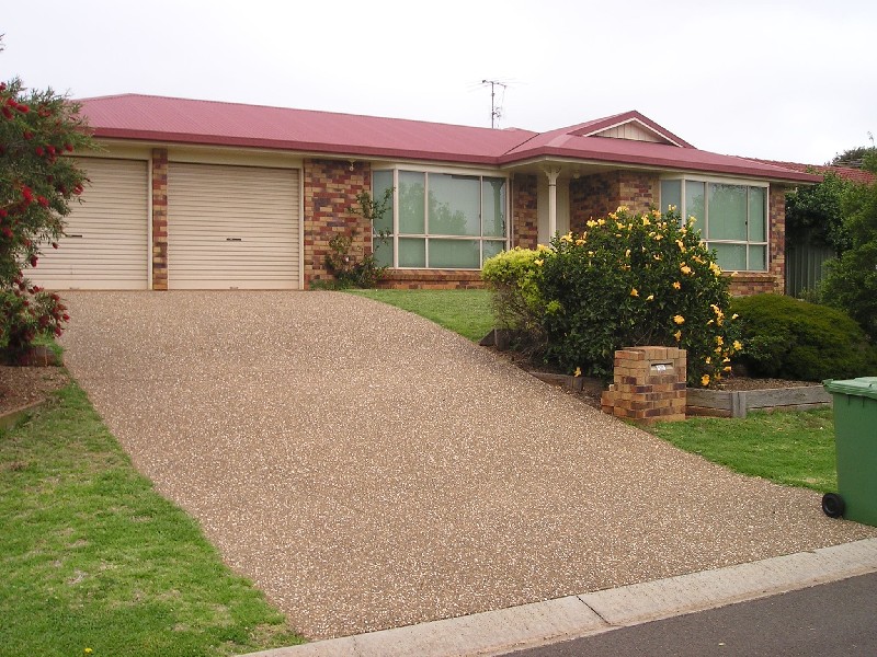 Middle Ridge QLD 4350