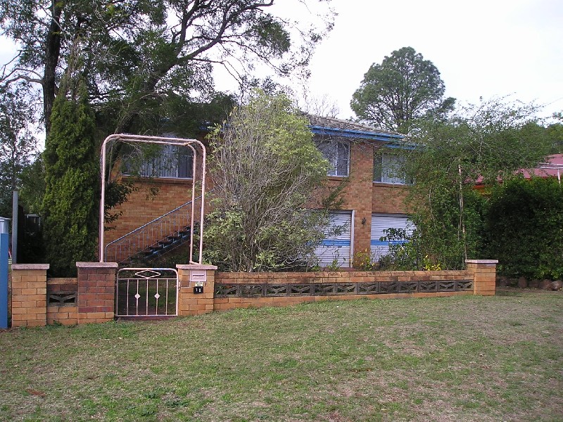 Mount Lofty QLD 4350