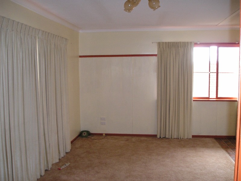 Mount Lofty QLD 4350