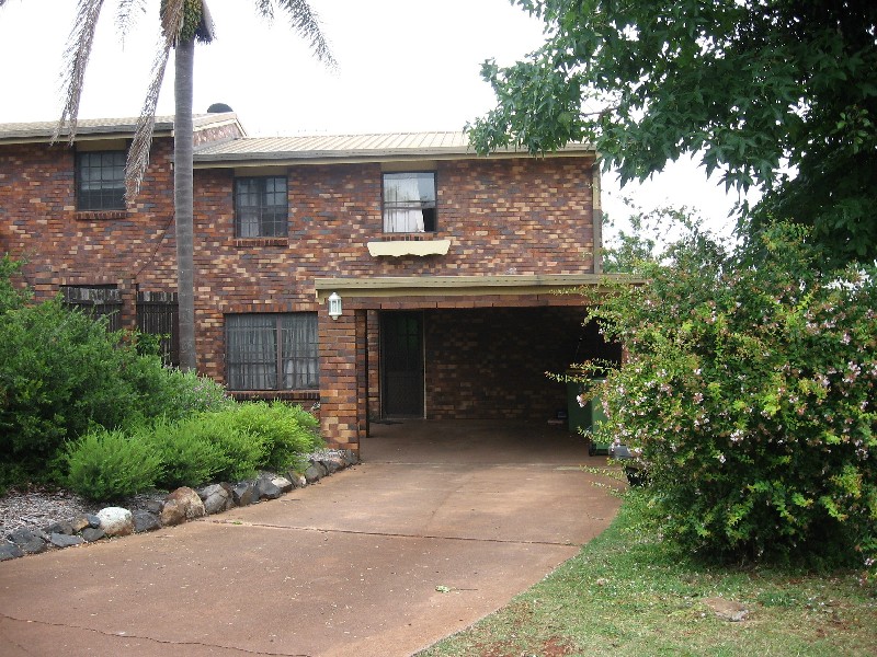 Centenary Heights QLD 4350