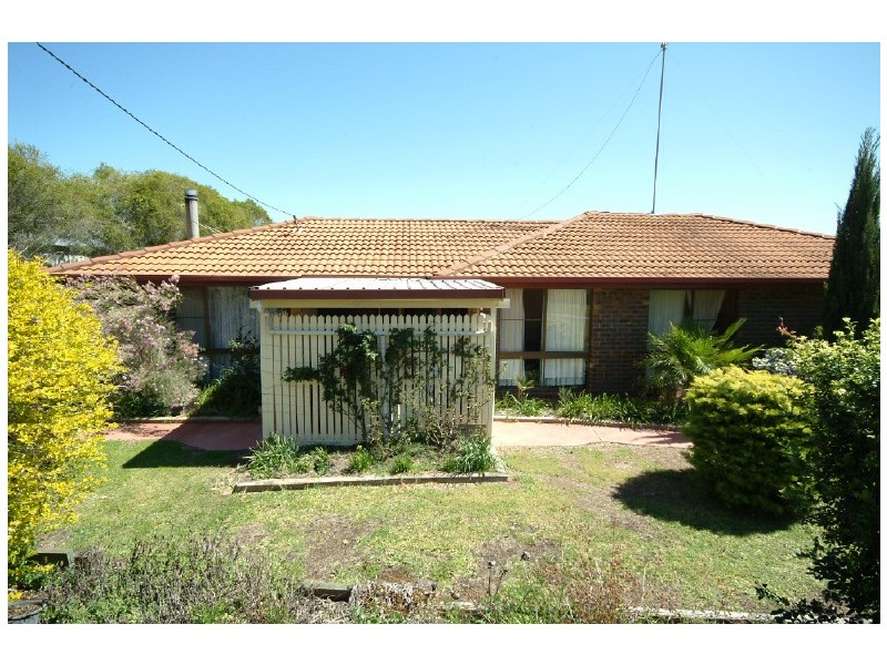 3 Tower Crescent, Gowrie Junction QLD 4352