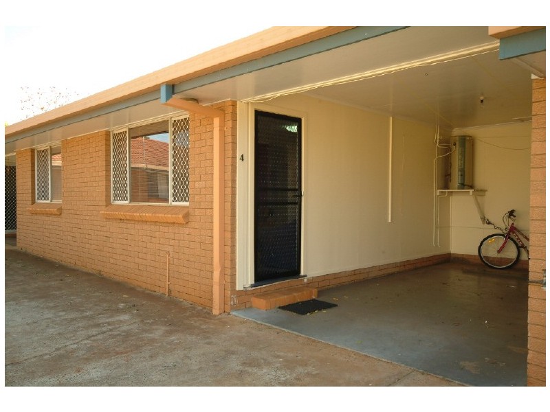 4/10 Buckland Street, Harristown QLD 4350