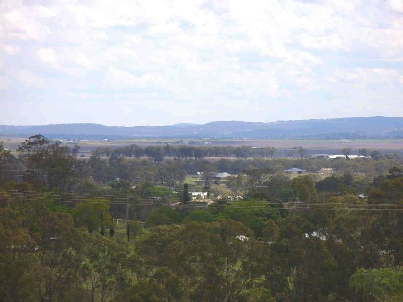 171 Handley Street, Darling Heights QLD 4350