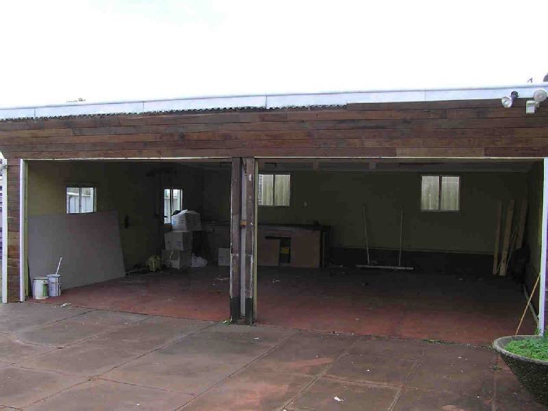 15 Sourris Street, Mount Lofty QLD 4350