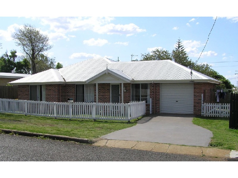 1A Eileen Street, Harristown QLD 4350
