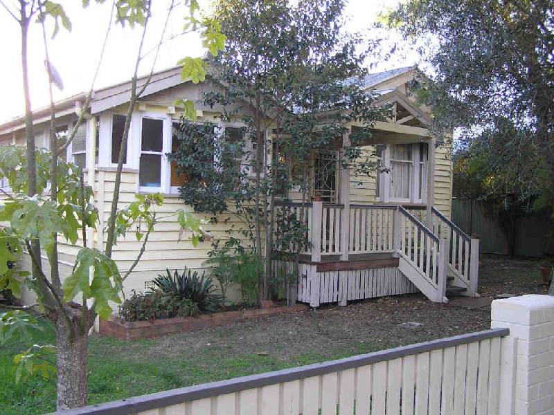 3 Sir Street, North Toowoomba QLD 4350
