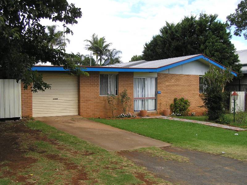 54 Hampton Street, Harristown QLD 4350