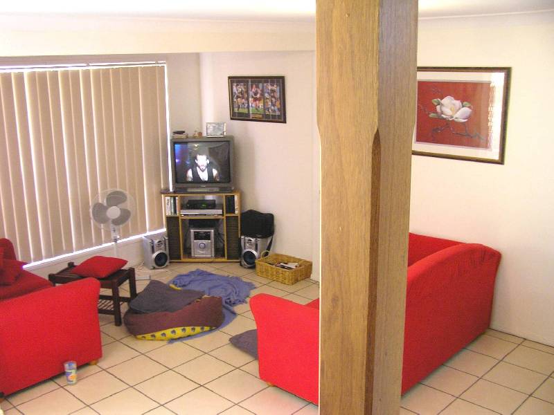 8/64 Gordon Avenue, Newtown QLD 4350