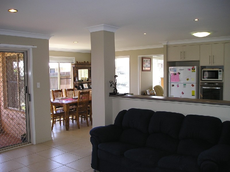 Kearneys Spring QLD 4350