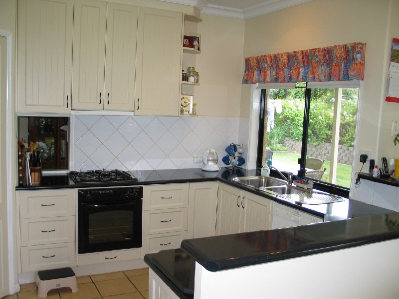 Mount Lofty QLD 4350