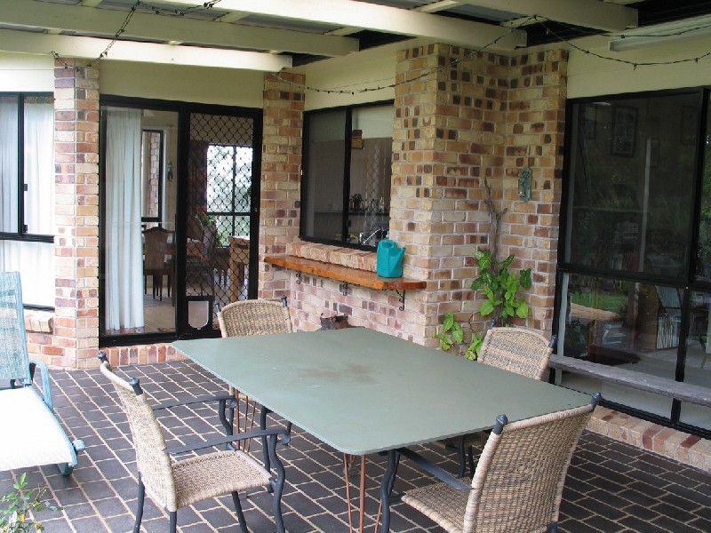 Mount Lofty QLD 4350