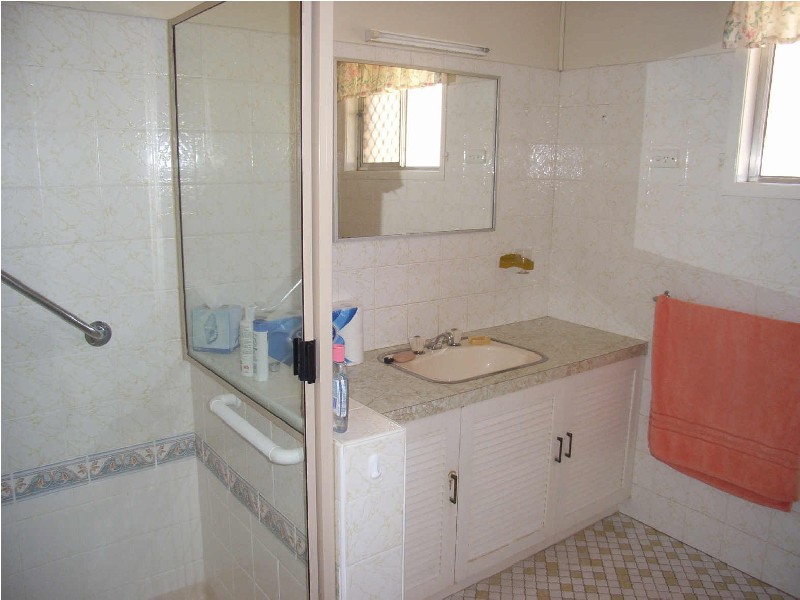 Kearneys Spring QLD 4350