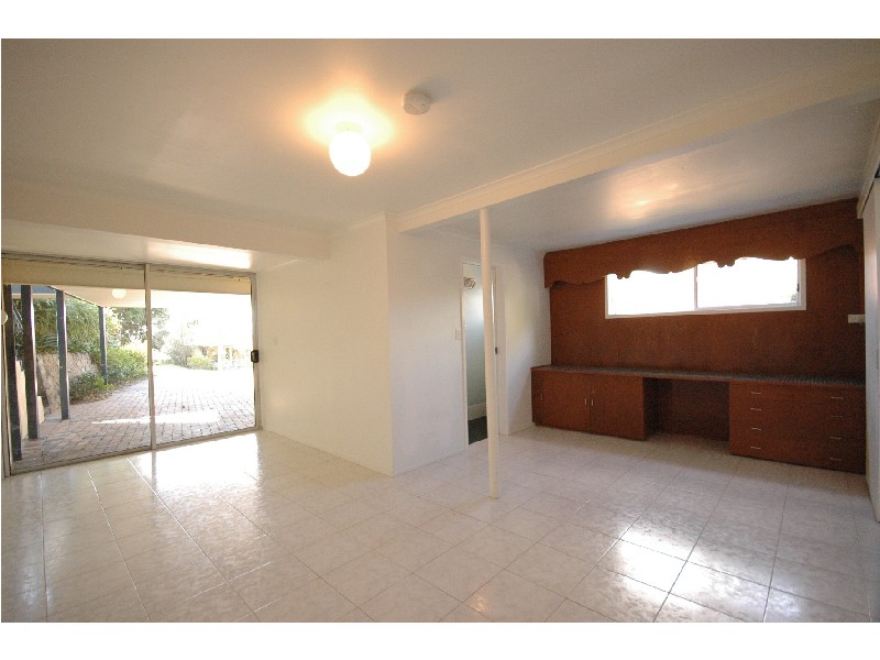 Mount Lofty QLD 4350