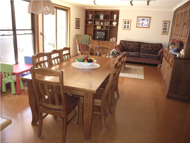 Centenary Heights QLD 4350