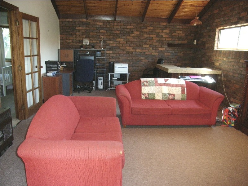 Centenary Heights QLD 4350