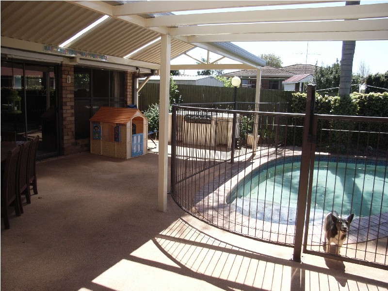 Centenary Heights QLD 4350