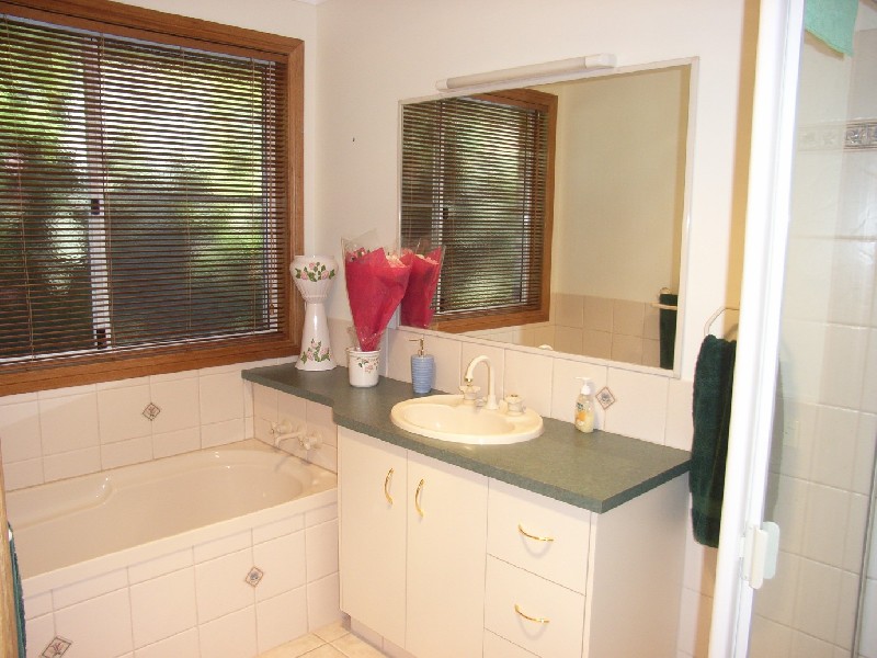 Middle Ridge QLD 4350