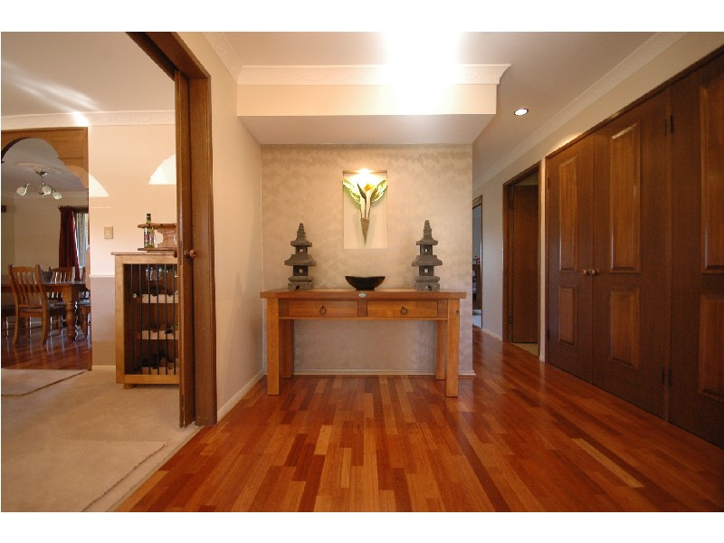 Centenary Heights QLD 4350