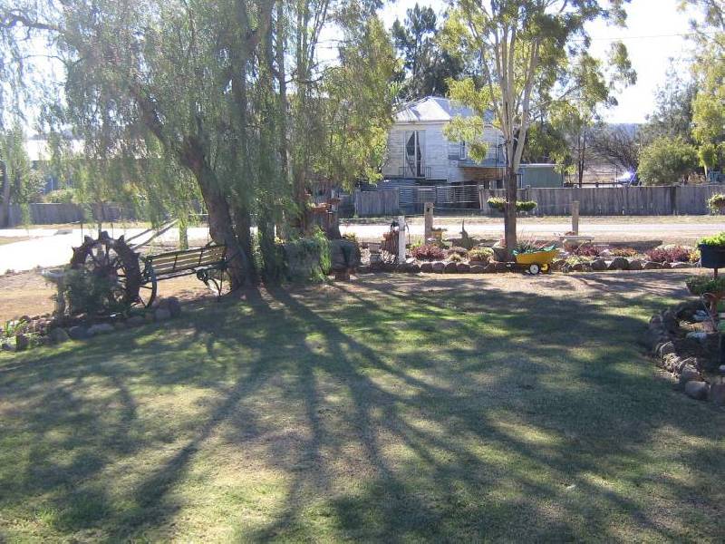 2b Davenport Street, Nobby QLD 4360