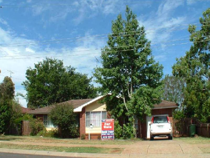 382 Greenwattle Street, Wilsonton QLD 4350