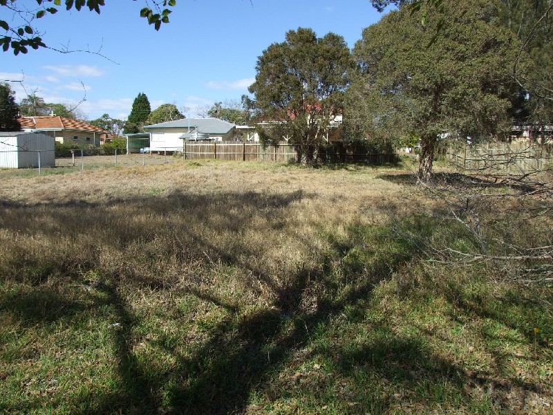 3 McWaters Street, North Toowoomba QLD 4350
