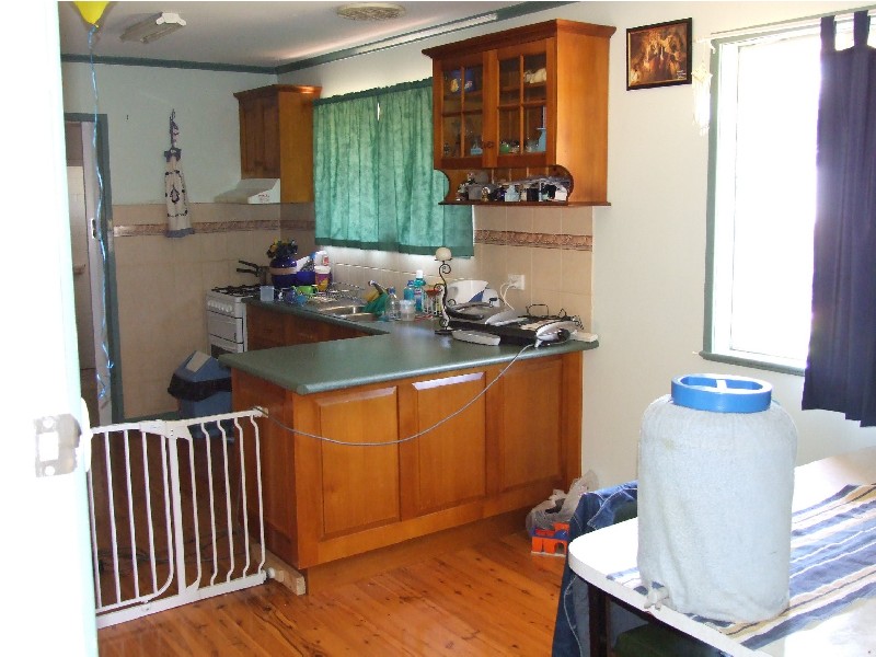 49 Debra Street, Centenary Heights QLD 4350