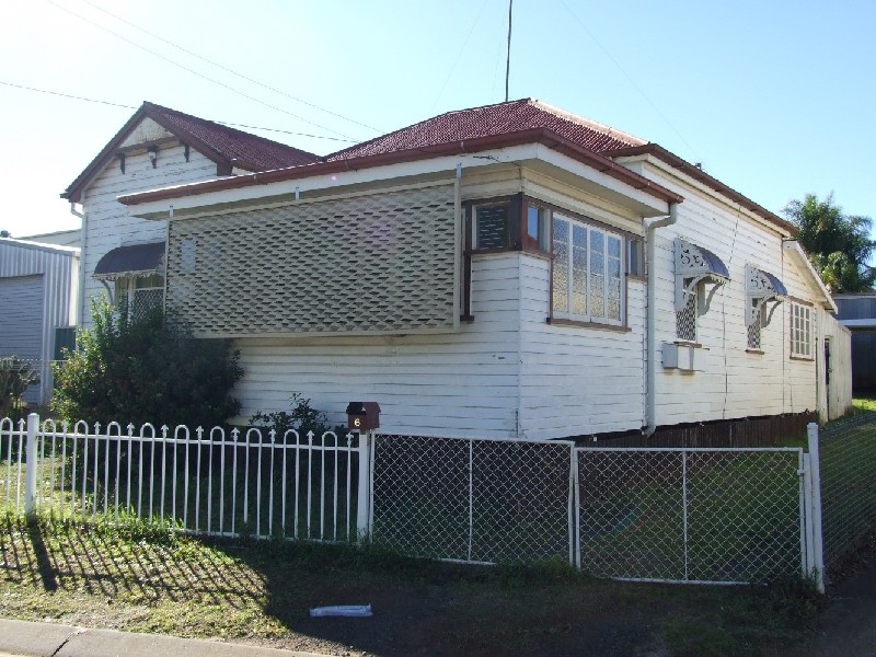 6 Bath Street, North Toowoomba QLD 4350