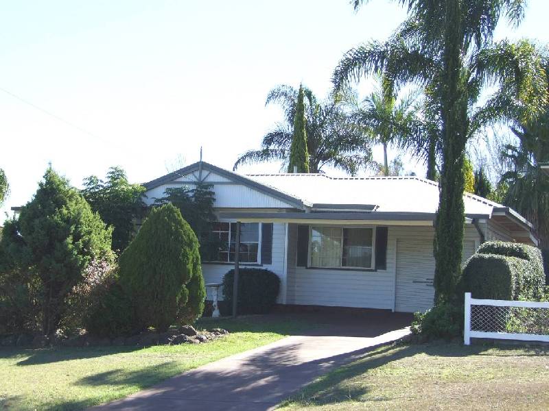 73 Perth Street, Rangeville QLD 4350