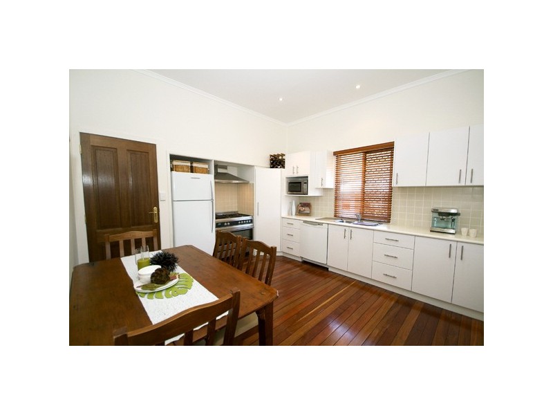 4 George Street, East Toowoomba QLD 4350