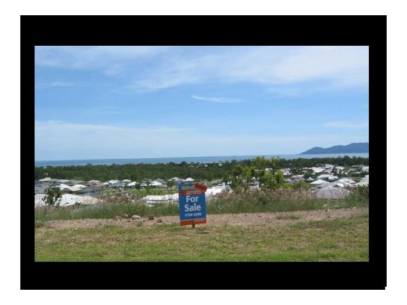 Cashell Crescent, Bushland Beach QLD 4818