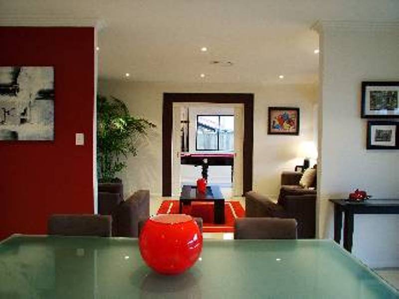 106 The Parkway, Stretton QLD 4116