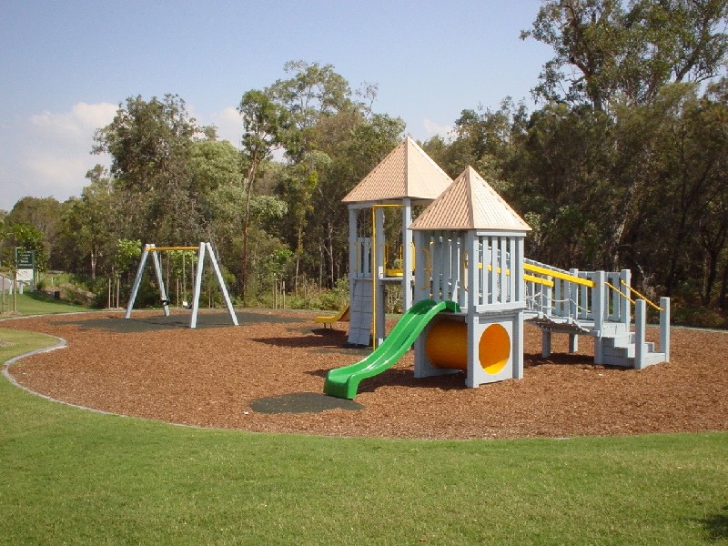 96 The Parkway, Stretton QLD 4116